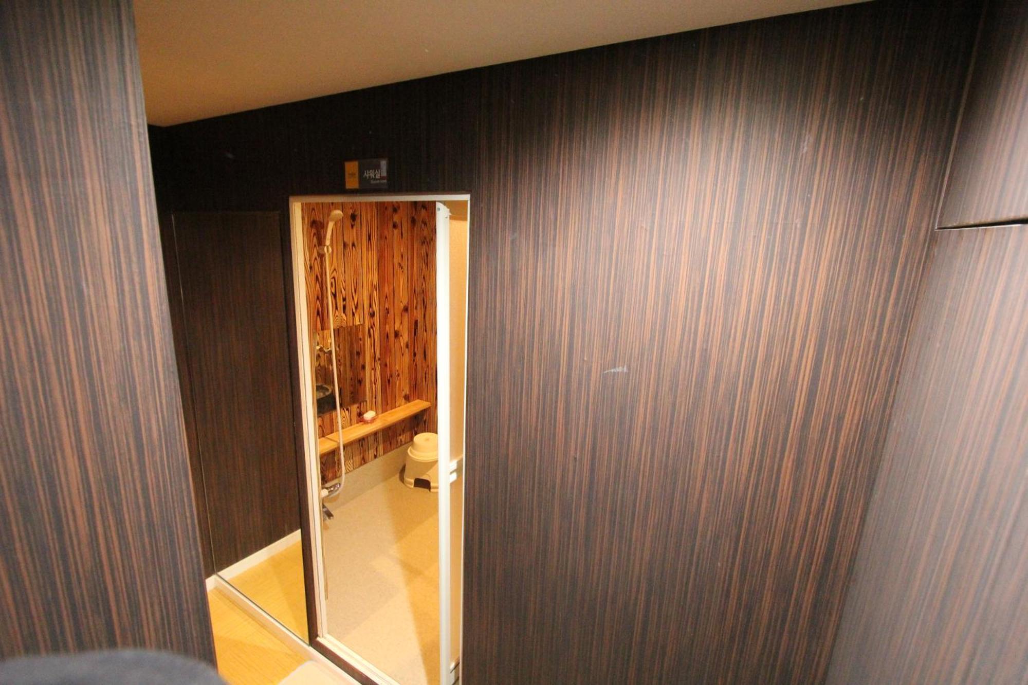 I Osaka Traditional Ngoại thất bức ảnh